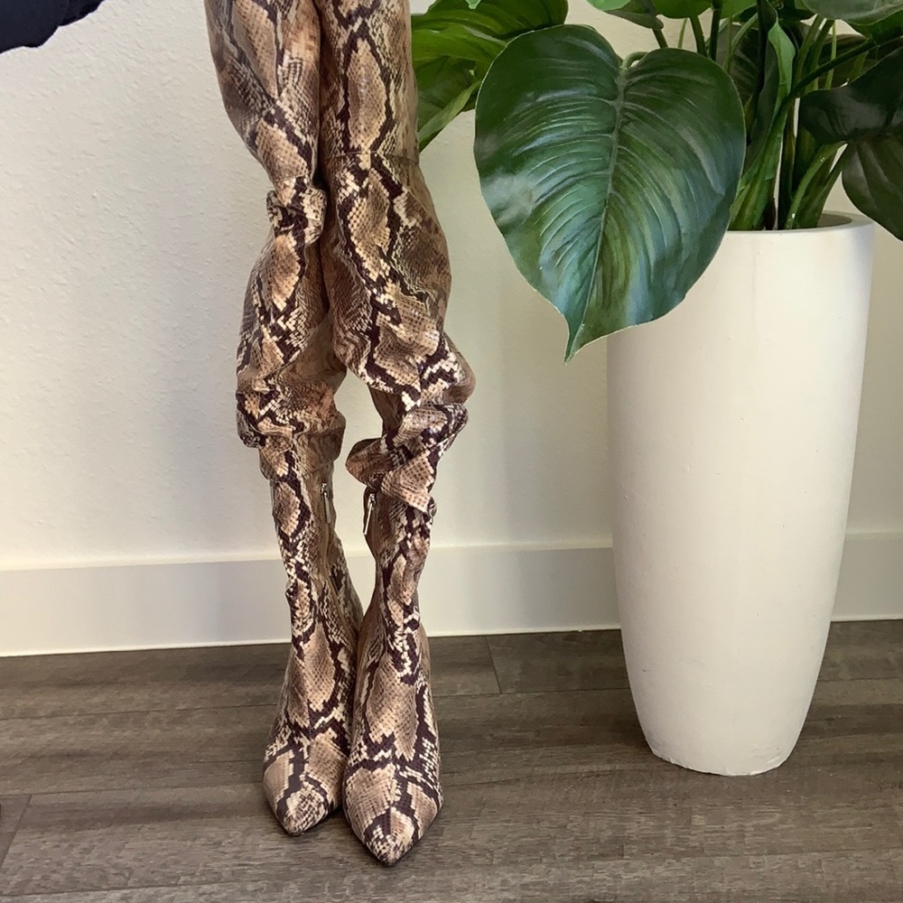 Jessica Simpson Loury Snake Boots